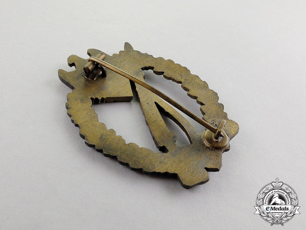 germany._a_bronze_grade_infantry_assault_badge_by_an_unknown_maker_c17-6876
