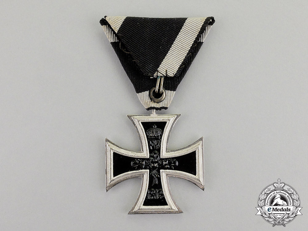 germany._a_mint_and_unissued_iron_cross1914_second_class;_brass_core_version_c17-6881