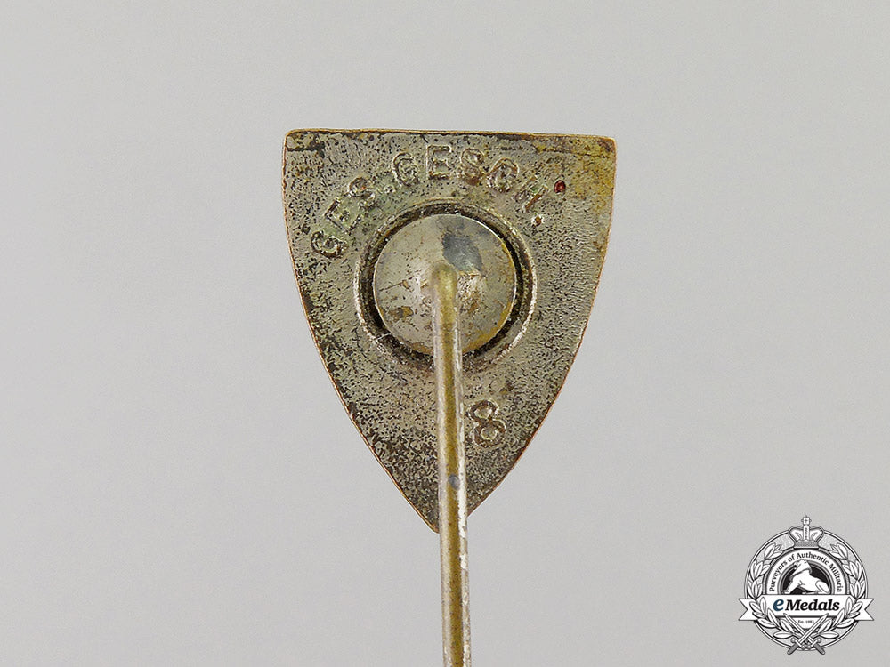 germany._four_third_reich_period_stick_pins_c17-6913