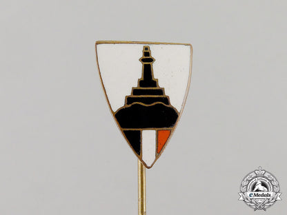 germany._four_third_reich_period_stick_pins_c17-6914