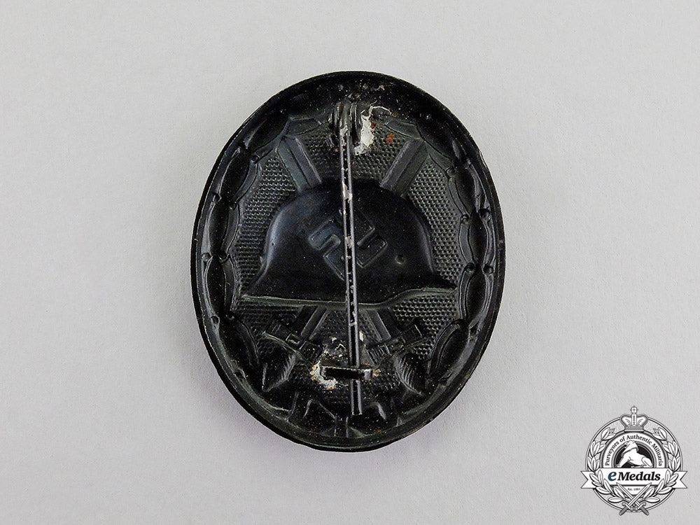 germany_a_mint_black_grade_wound_badge_c17-6929