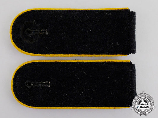 germany._a_mint_pair_of_waffen-_ss_panzer_signals_enlisted_man’s_shoulder_boards_c17-6985