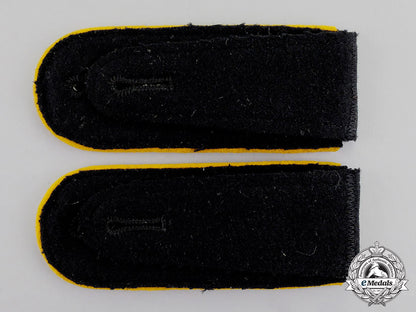 germany._a_mint_pair_of_waffen-_ss_panzer_signals_enlisted_man’s_shoulder_boards_c17-6987
