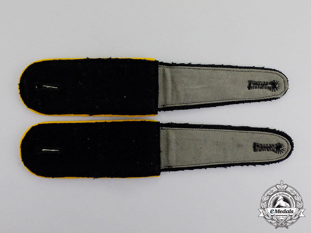 germany._a_mint_pair_of_waffen-_ss_panzer_signals_enlisted_man’s_shoulder_boards_c17-6988