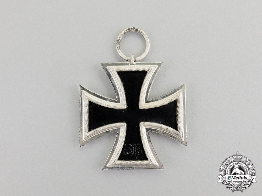 germany._an_absolutely_mint_and_unissued_iron_cross1939_second_class;_top_condition_c17-699_2