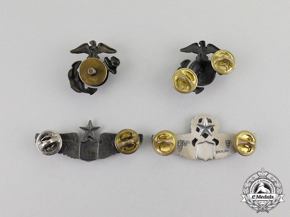 united_states._two_reduced_size_u.s._army_air_force_pilot_badges_and_two_u.s._marine_corps_collar_insignia_c17-700_1