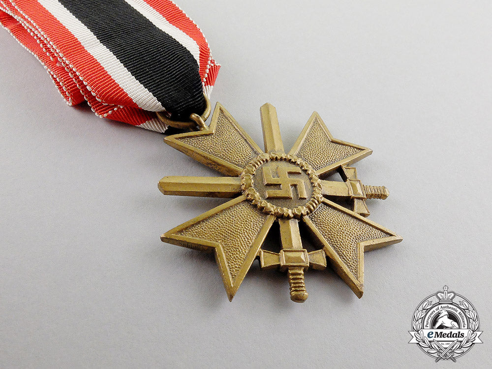 germany._a_mint_and_unissued_war_merit_cross_second_class_with_swords_by_rudolf_tham_c17-703_2