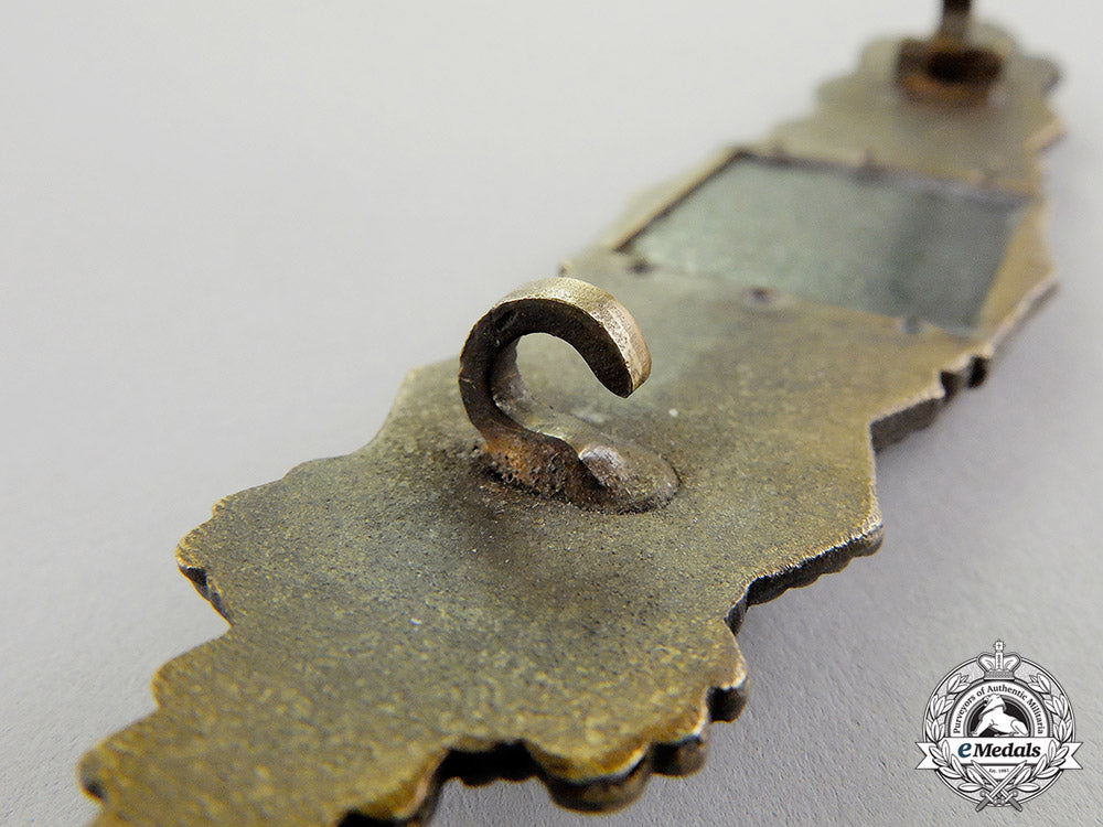 germany._a_bronze_grade_close_combat_clasp_by_the_unknown6-_dot_maker_c17-7066