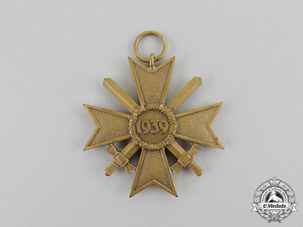germany._a_mint_and_unissued_war_merit_cross_second_class_with_swords_by_rudolf_tham_c17-706_2