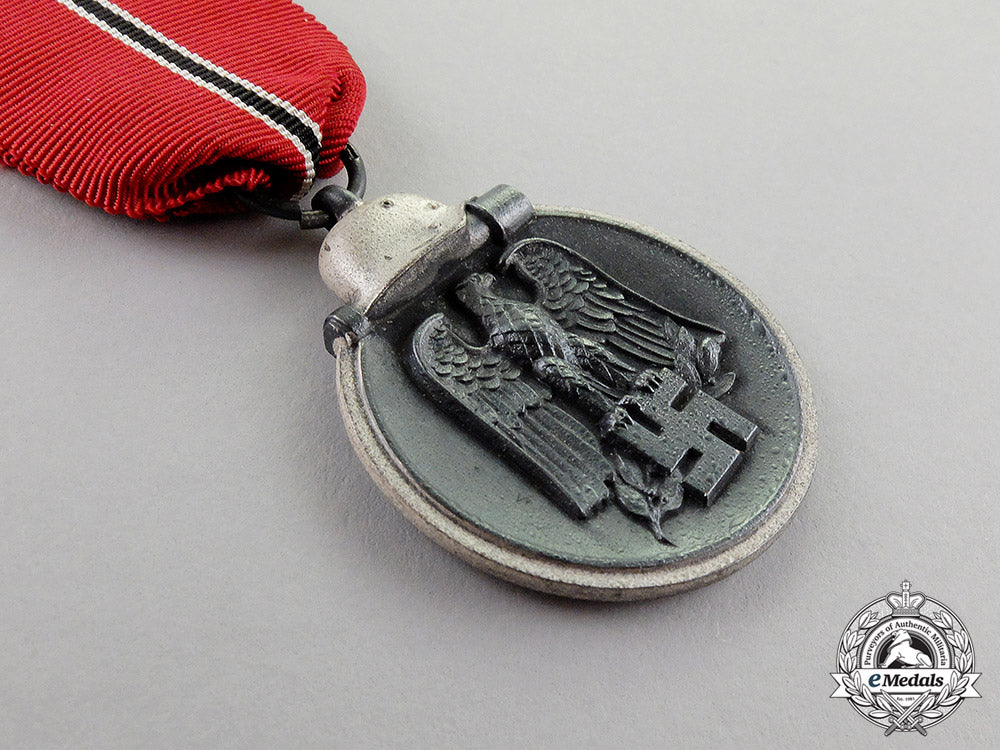 germany._a_mint_eastern_winter_campaign_medal_in_its_packet_of_issue_by_deschler_c17-7093