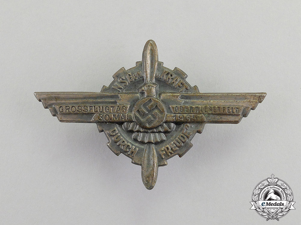 germany,_nsfk._a1935_oberwiesenfeld_great_day_of_flight_badge_c17-7142