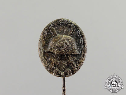 germany._three_miniature_stick_pins_c17-7148