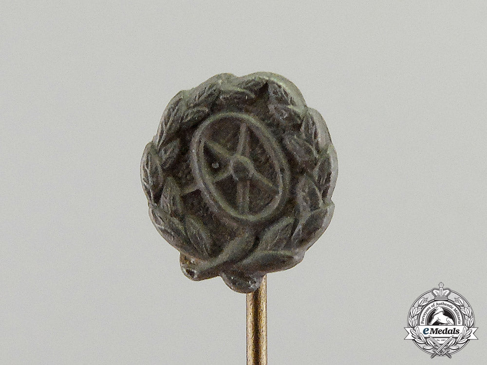 germany._three_miniature_stick_pins_c17-7150