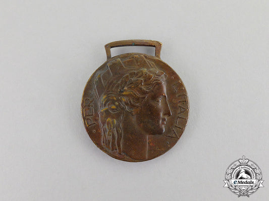 an_italian_volunteer's_merit_medal,_type_i_for_the_italian-_austrian_war_of1915-1918_c17-719_1