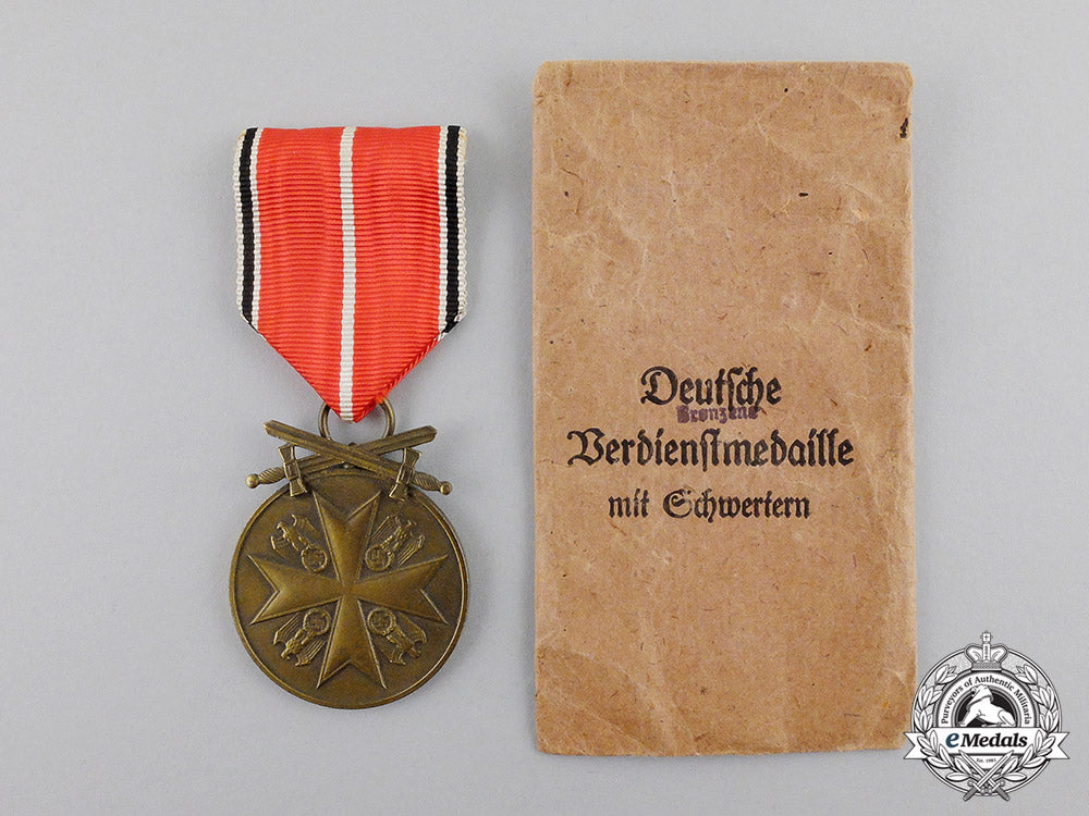 germany._a_mint_and_unissued_order_of_the_german_eagle;_bronze_merit_medal_with_swords_c17-725