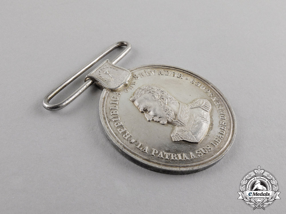 el_salvador._a_medal_for_its_loyal_defenders,_silver_grade,_c.1900_c17-7305