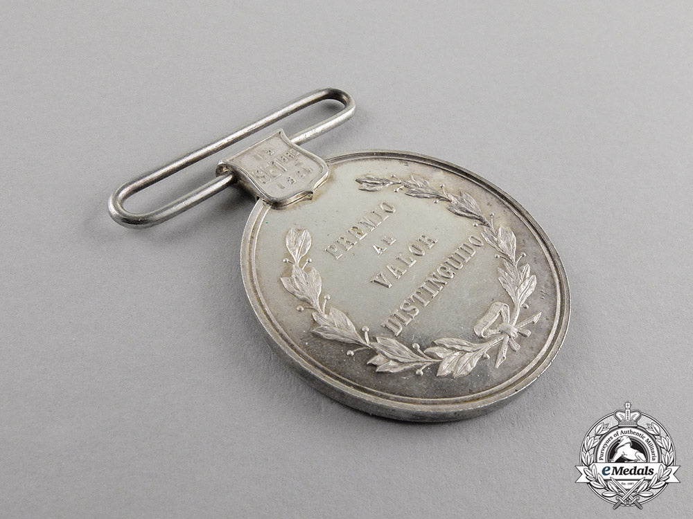 el_salvador._a_medal_for_its_loyal_defenders,_silver_grade,_c.1900_c17-7306