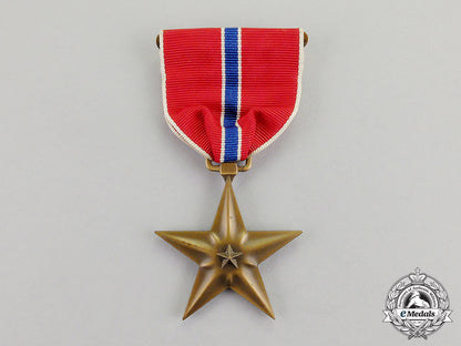 united_states._a101_st_airborne_band_of_brothers_officer's_gallantry_group_for_bastogne_c17-7318