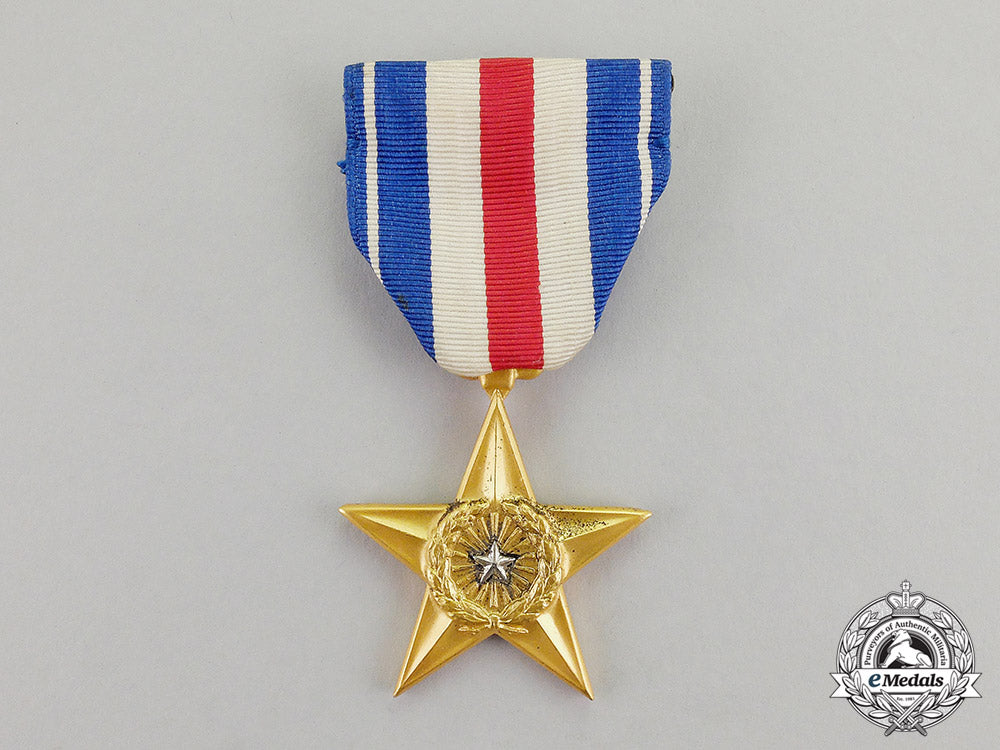 united_states._a101_st_airborne_band_of_brothers_officer's_gallantry_group_for_bastogne_c17-7324