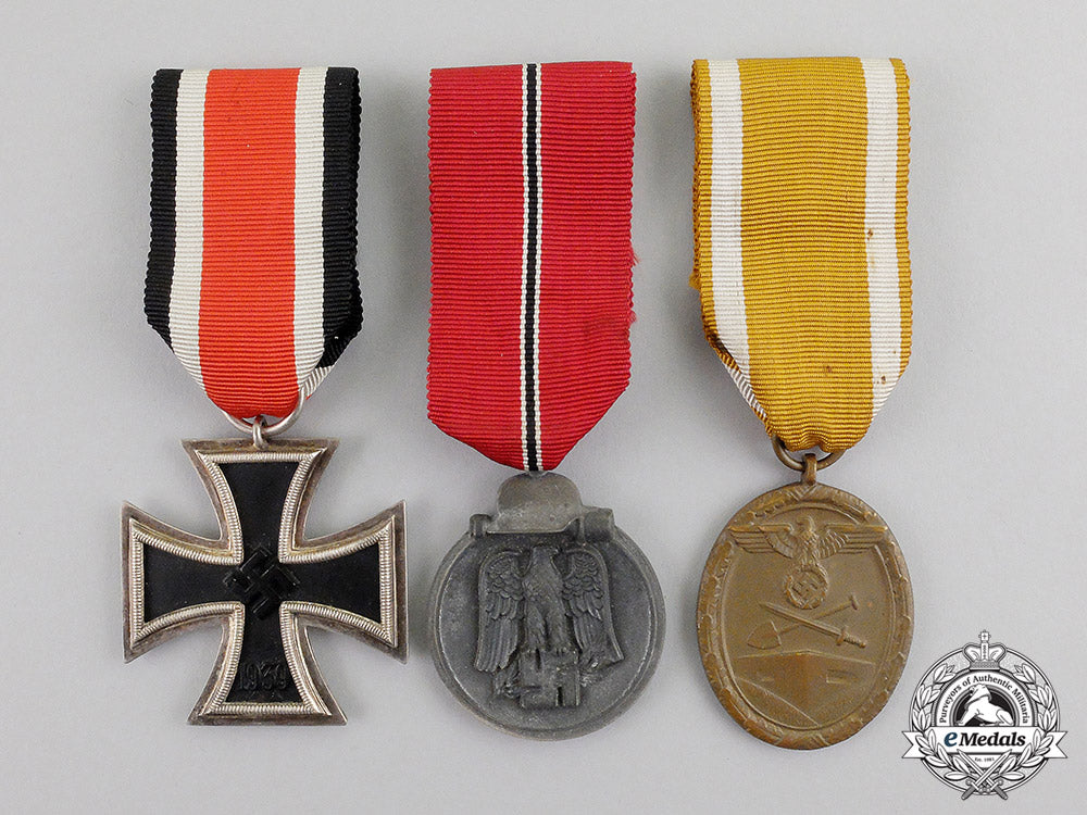 germany._three_third_reich_period_medals,_awards,_decorations_w._ribbon_bar_c17-736_2