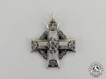 canada._a_memorial_cross_to_private_rayner,_died_of_wounds_from_the_battle_of_hill70_c17-7371