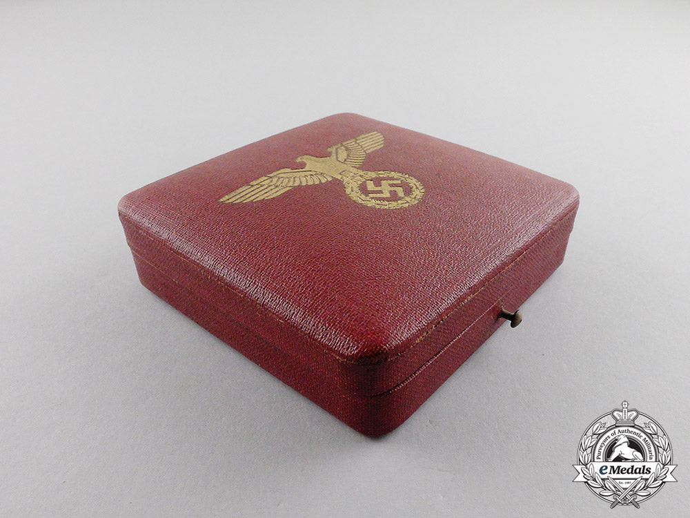 germany._a_table_medal_for_animal_breeding_by_the_prussian_state_mint_c17-739