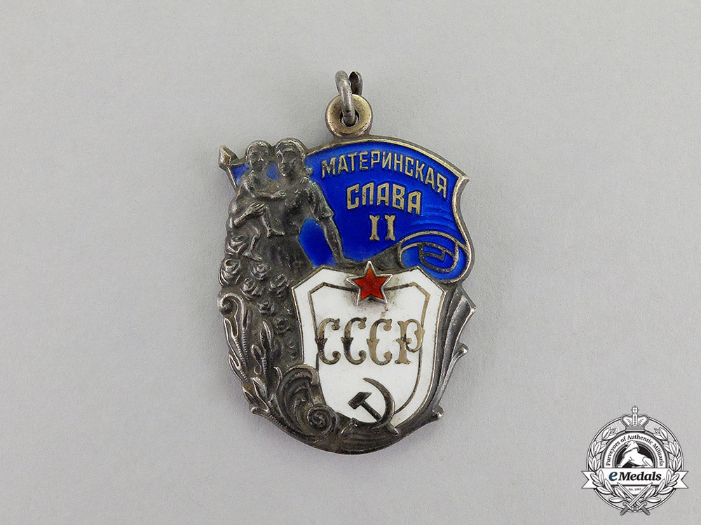russia,_soviet_union._a_set_of_three_orders_of_maternal_glory_c17-7453_1