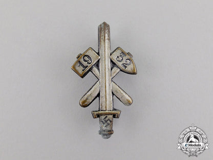 germany._a1932_nsdap_gau_essen_district_badge_c17-7636