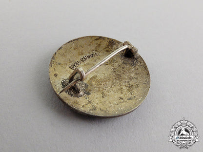 germany._a_drk(_german_red_cross)_sister’s_nurse_badge_c17-7647