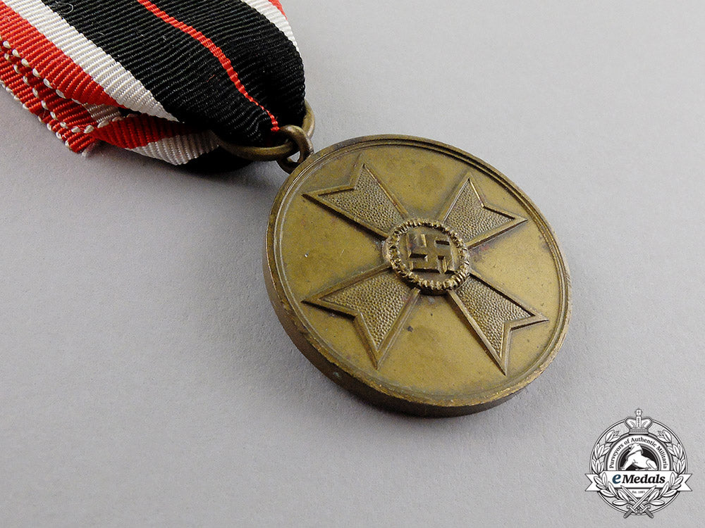 germany._three_medals,_award,_and_decorations_c17-7707