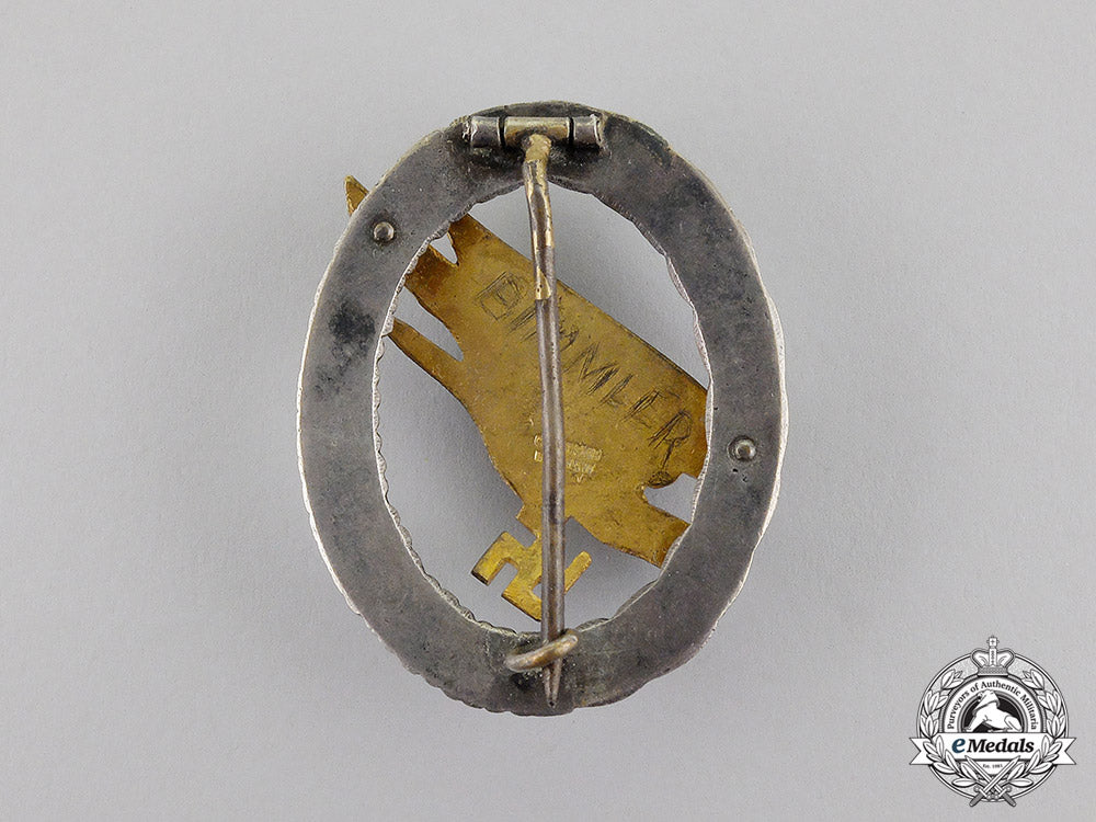 germany._a_luftwaffe_fallschirmjäger_badge_by_c.e._juncker_of_berlin_c17-7716