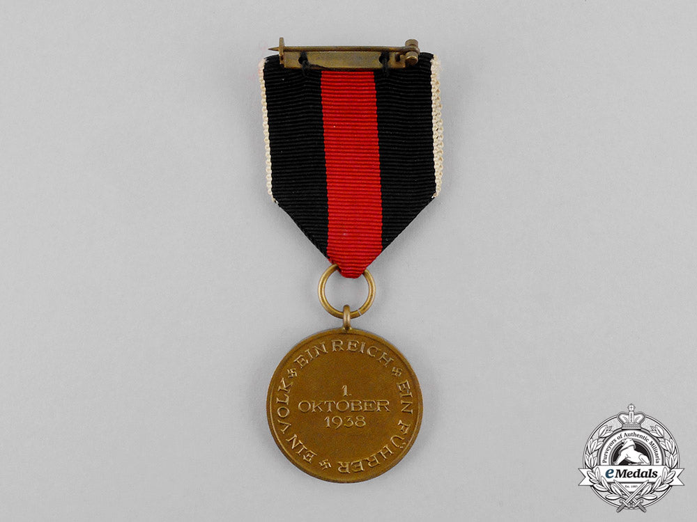 germany._an_entry_into_the_sudetenland_medal_with_clasp_c17-7762
