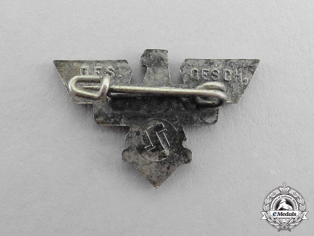 germany._an_rdb_federation_of_german_civil_servants_badge_c17-7795