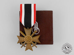 Germany. A Mint War Merit Cross 2Nd Class With Swords In Its Scarce Ldo Case