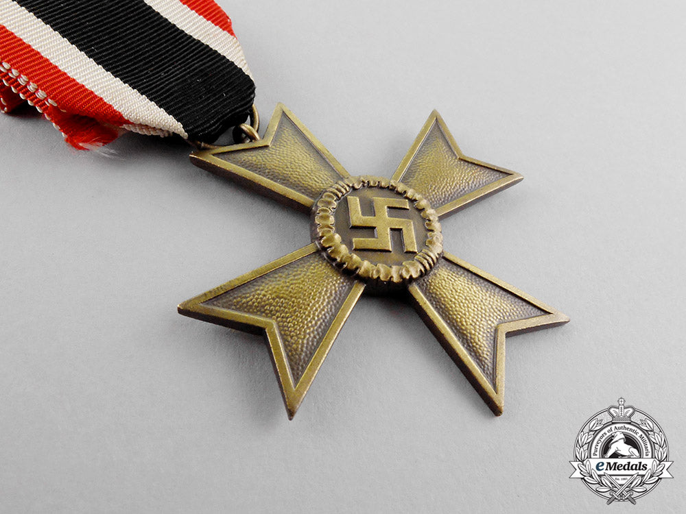 germany._a_war_merit_cross_second_class_without_swords_with_packet_by_katz&_deyhle_c17-7856
