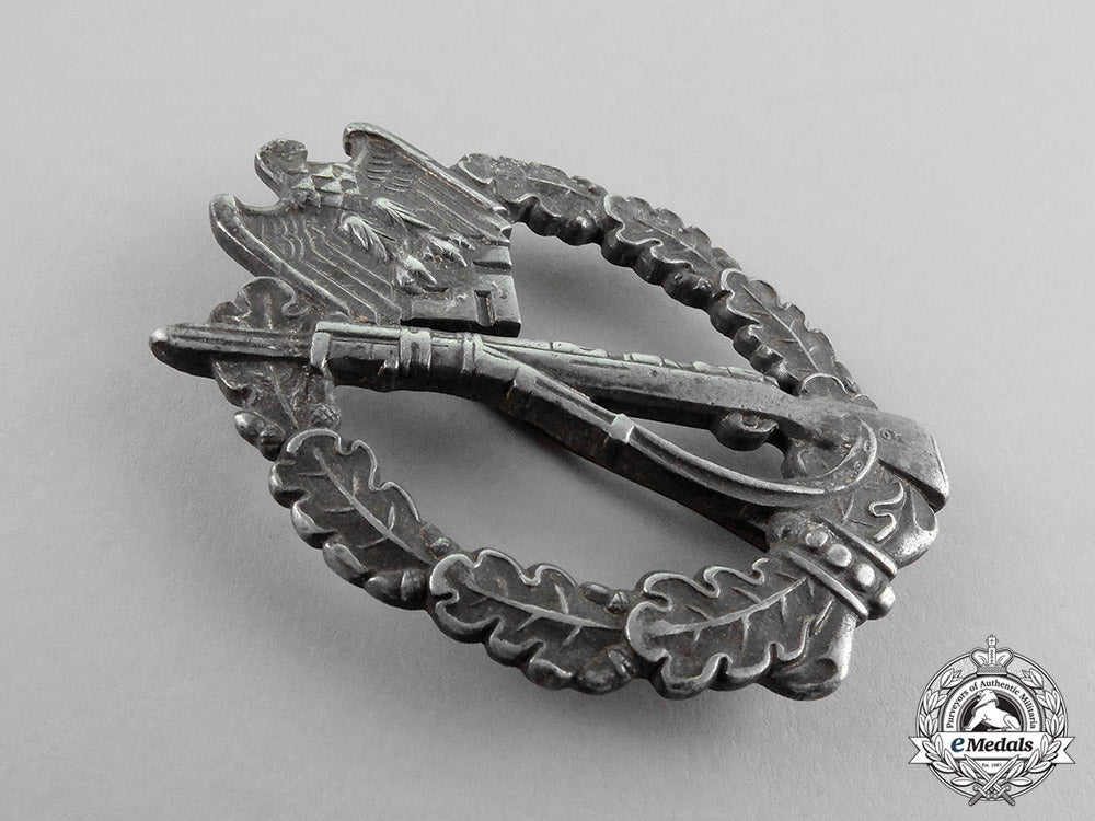 germany._a_second_war_period_silver_grade_infantry_assault_badge_c17-7865