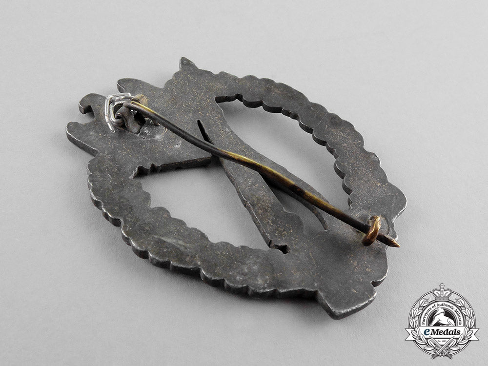 germany._a_second_war_period_silver_grade_infantry_assault_badge_c17-7866