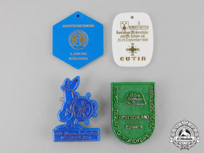 germany._a_four_post_war_veteran’s_organization_badges_c17-7895