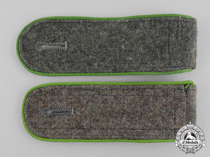 germany._a_pair_of_wehrmacht_gebirgsjäger_enlisted_man’s_shoulder_boards_c17-7912