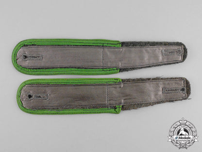 germany._a_pair_of_wehrmacht_gebirgsjäger_enlisted_man’s_shoulder_boards_c17-7914