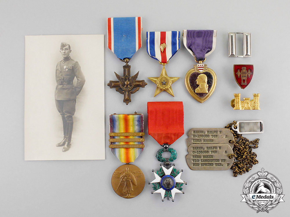 united_states._a_dsc_group_to_captain_baker_for_crossing_the_andon_river_under_fire_in1918_c17-8133