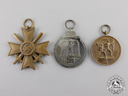 germany._three_wartime_period_medals,_awards,_and_decorations_c17-813_2