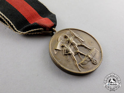 germany._three_wartime_period_medals,_awards,_and_decorations_c17-817_2