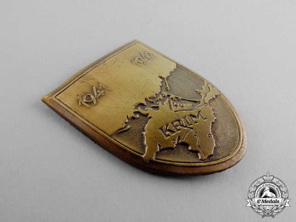 germany._a_wehrmacht_heer(_army)_issue_krim_campaign_shield;_alternative1957_version_c17-8192