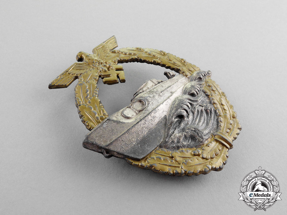 germany._a_kriegsmarine_e-_boat_badge_by_schwerin;_second_type-_variant_one_c17-8357