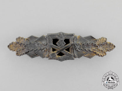 germany._a_gold_grade_close_combat_clasp_by_f._linden;_soldered_hinge_type_c17-8368