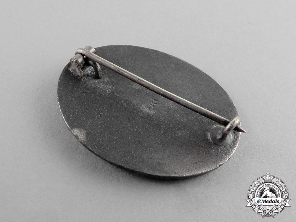 germany_a_silver_grade_wound_badge_by_wilhelm_deumer_c17-8393
