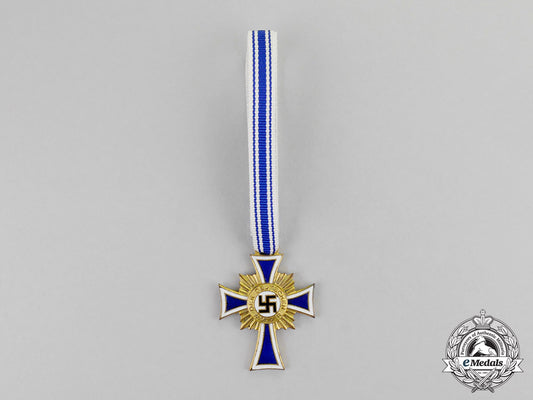 germany._a_gold_grade_cross_of_honour_of_the_german_mother_c17-8463