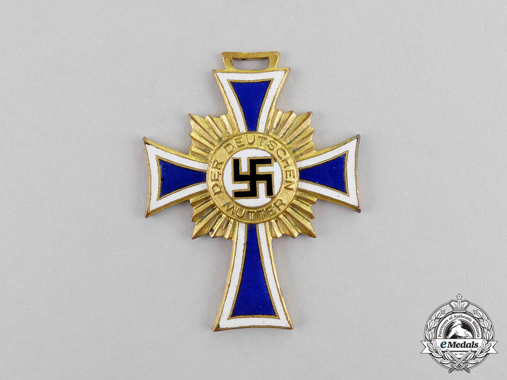 germany._a_gold_grade_cross_of_honour_of_the_german_mother_c17-8467