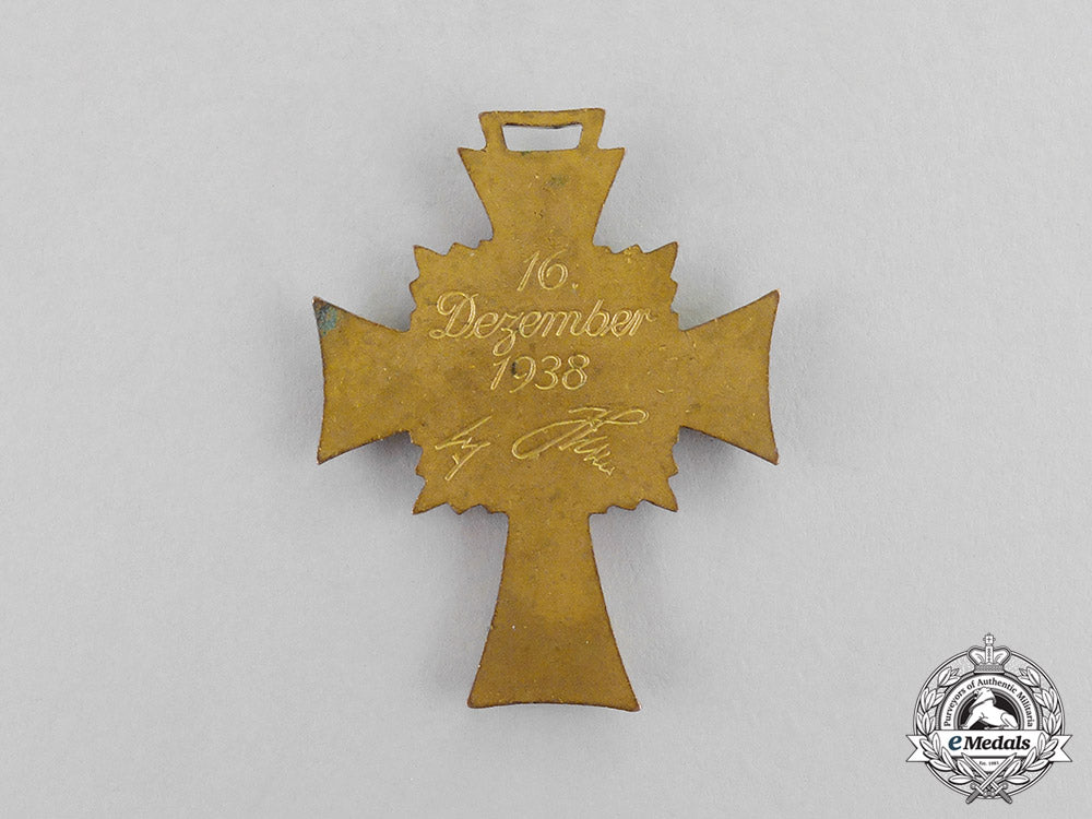 germany._a_gold_grade_cross_of_honour_of_the_german_mother_c17-8468
